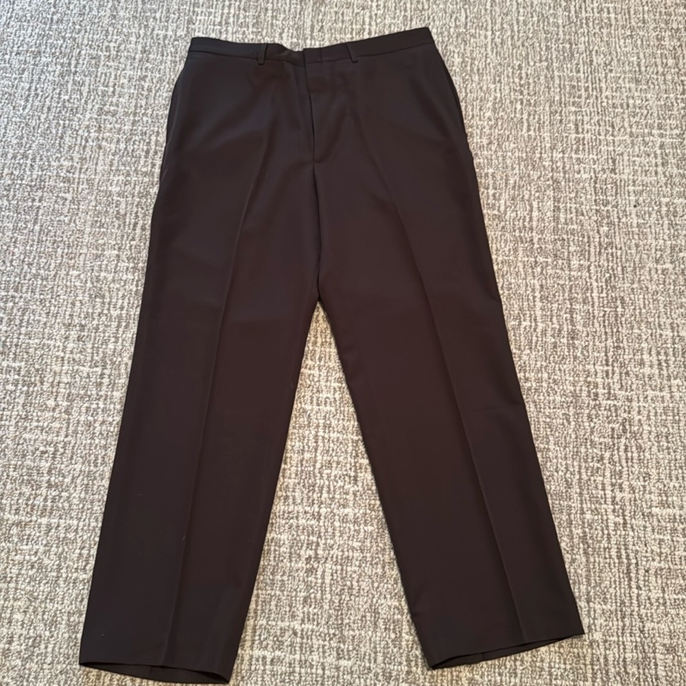 HAGGAR 34x30 dress pant